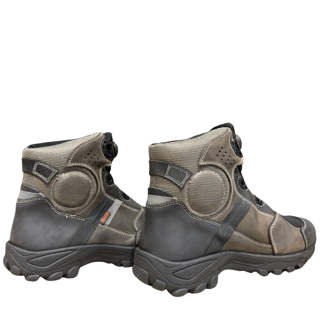 motorcycle riding boot waterproof with boa tie system