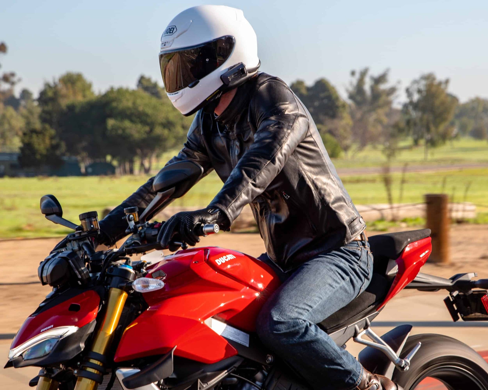 Motorcycle intercom communication system JBL voice control waterproof