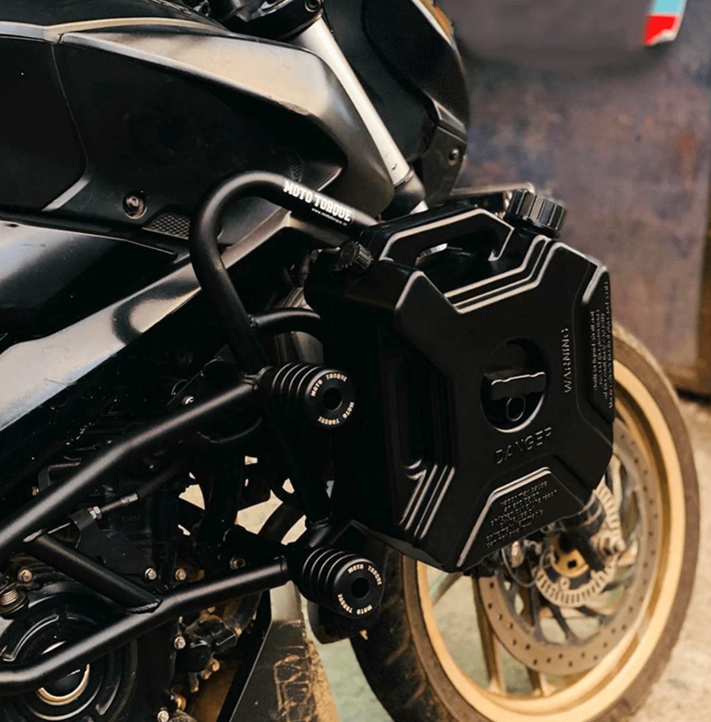 Motorcycle crash bar black for bajaj dominar