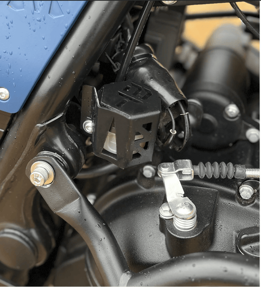 Motorcycle black reservoir oil guard for royal enfield himalayan 411