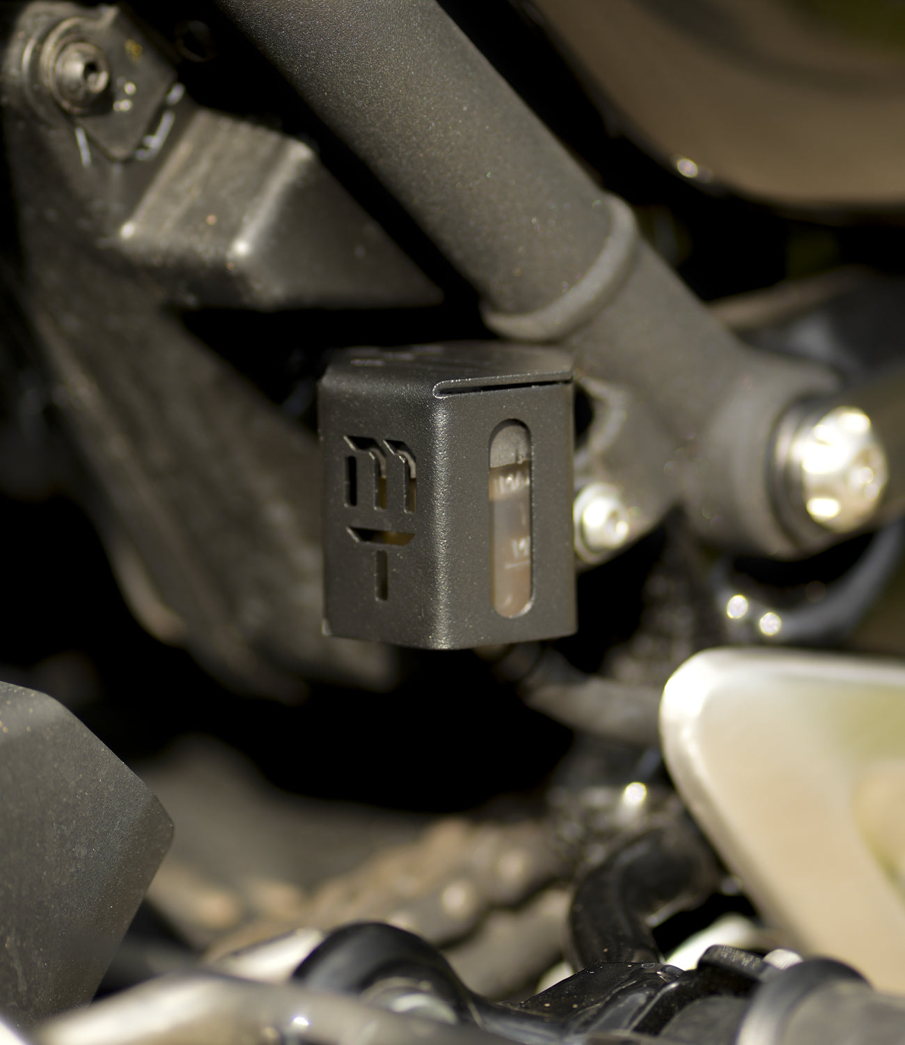 motorcycle reservoir oil guard black for triumph scrambler 400x