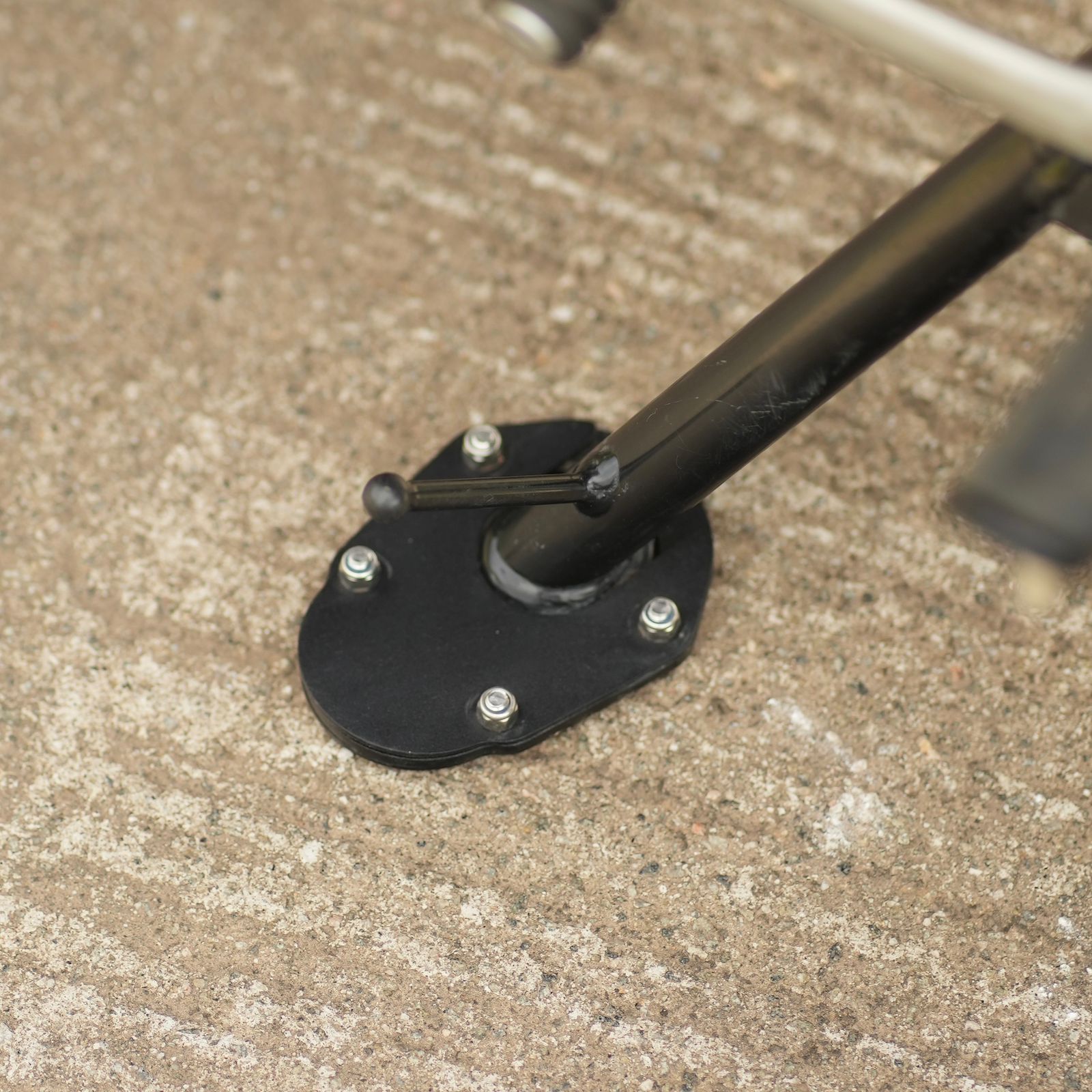 Motorcycle side stand extender black for triumph scrambler 400x