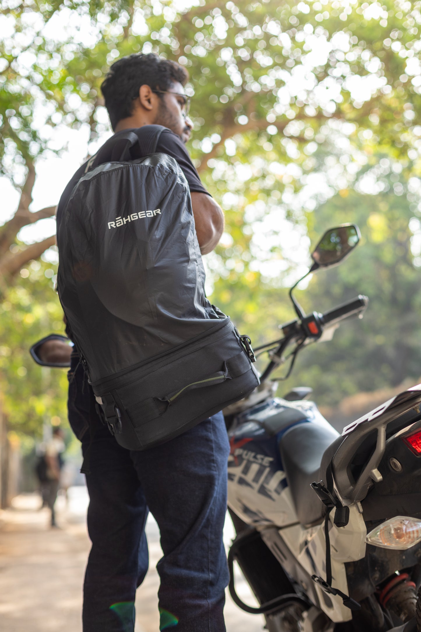 Motorcycle 10-40L black tail bag backpack convertible