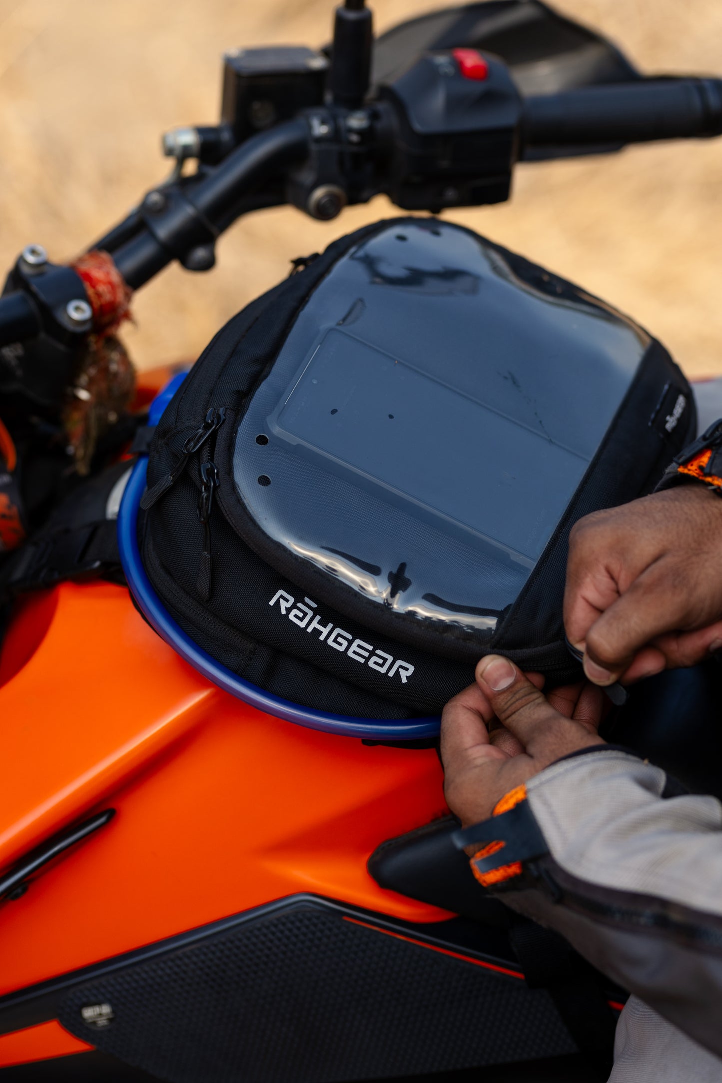 Motorcycle tank & hydration bag black