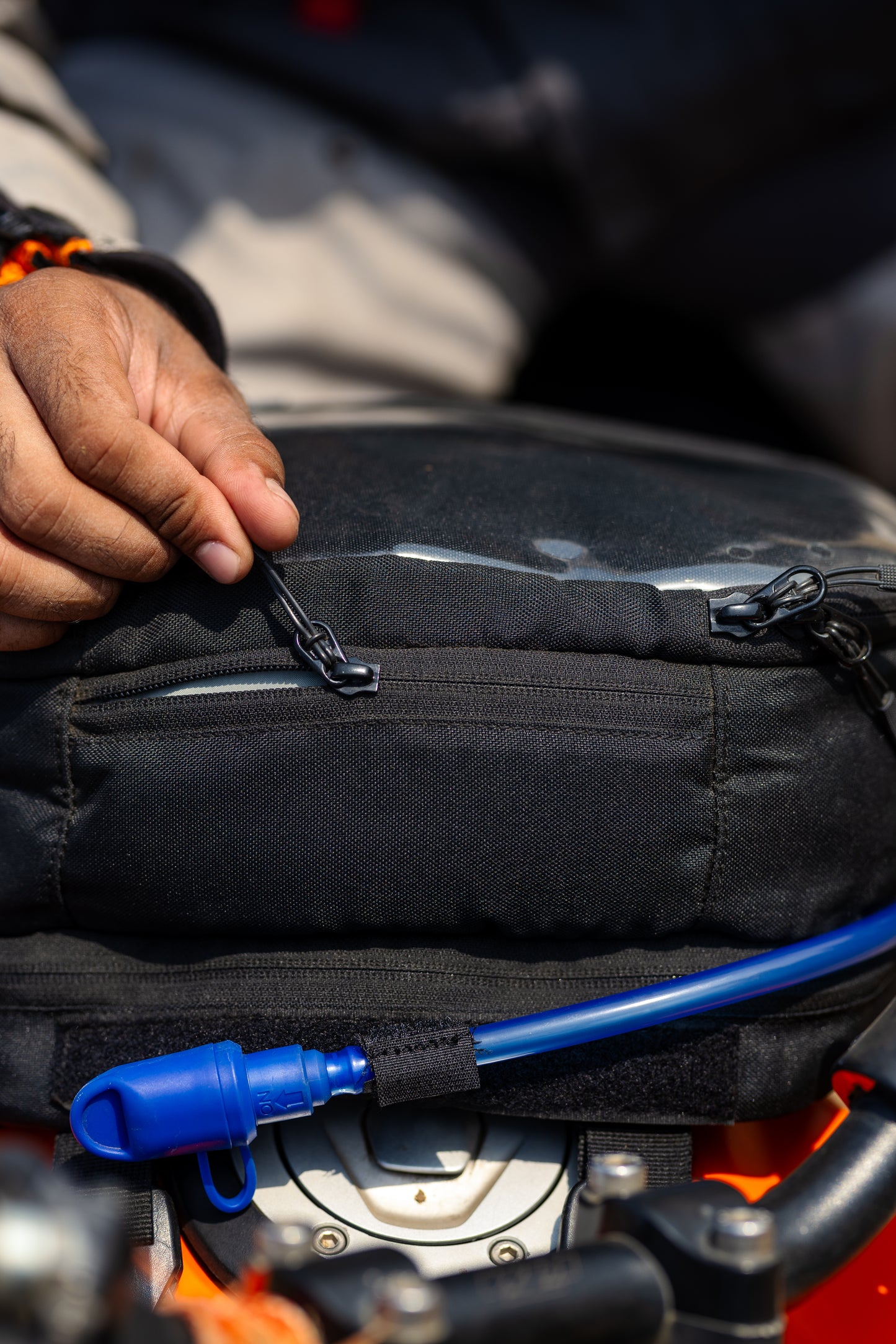 Motorcycle tank & hydration bag black