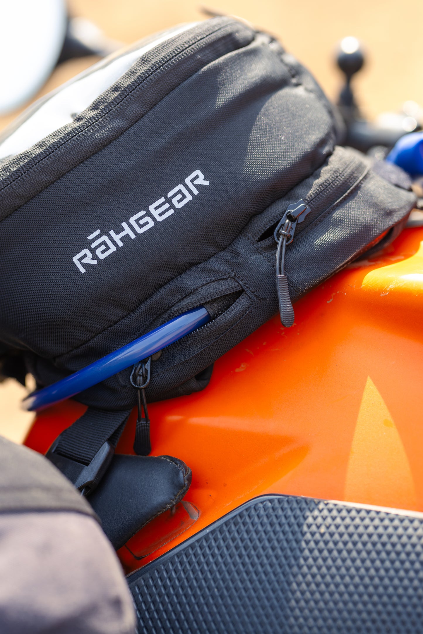Motorcycle tank & hydration bag black