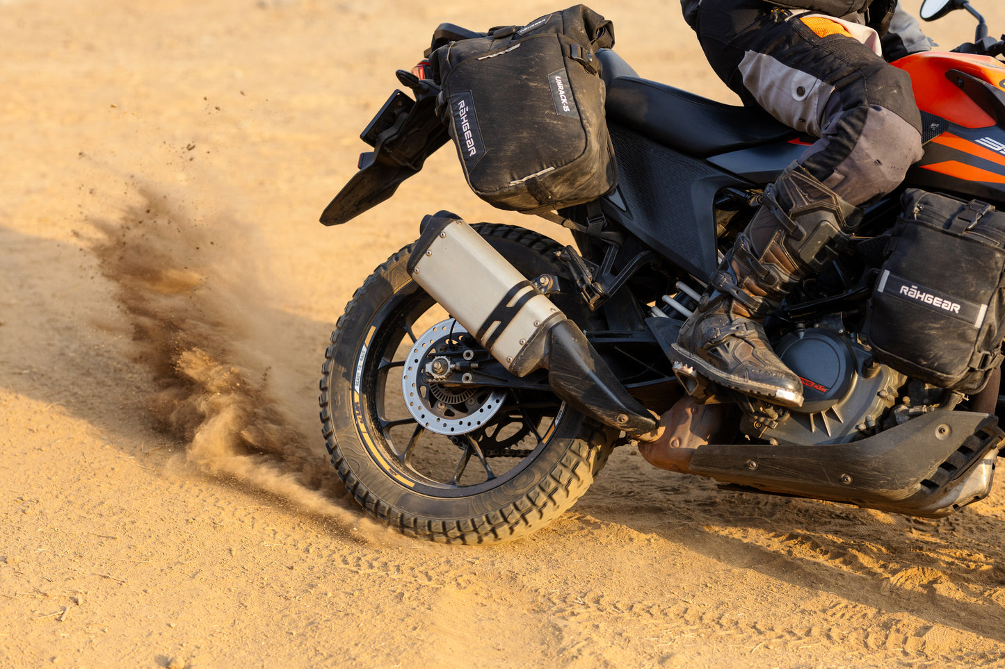 Motorcycle rackless saddle bags 15L black waterproof