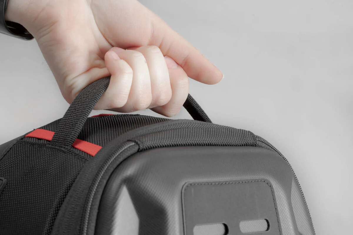 Motorcycle tank bag black waterproof 5-8 L