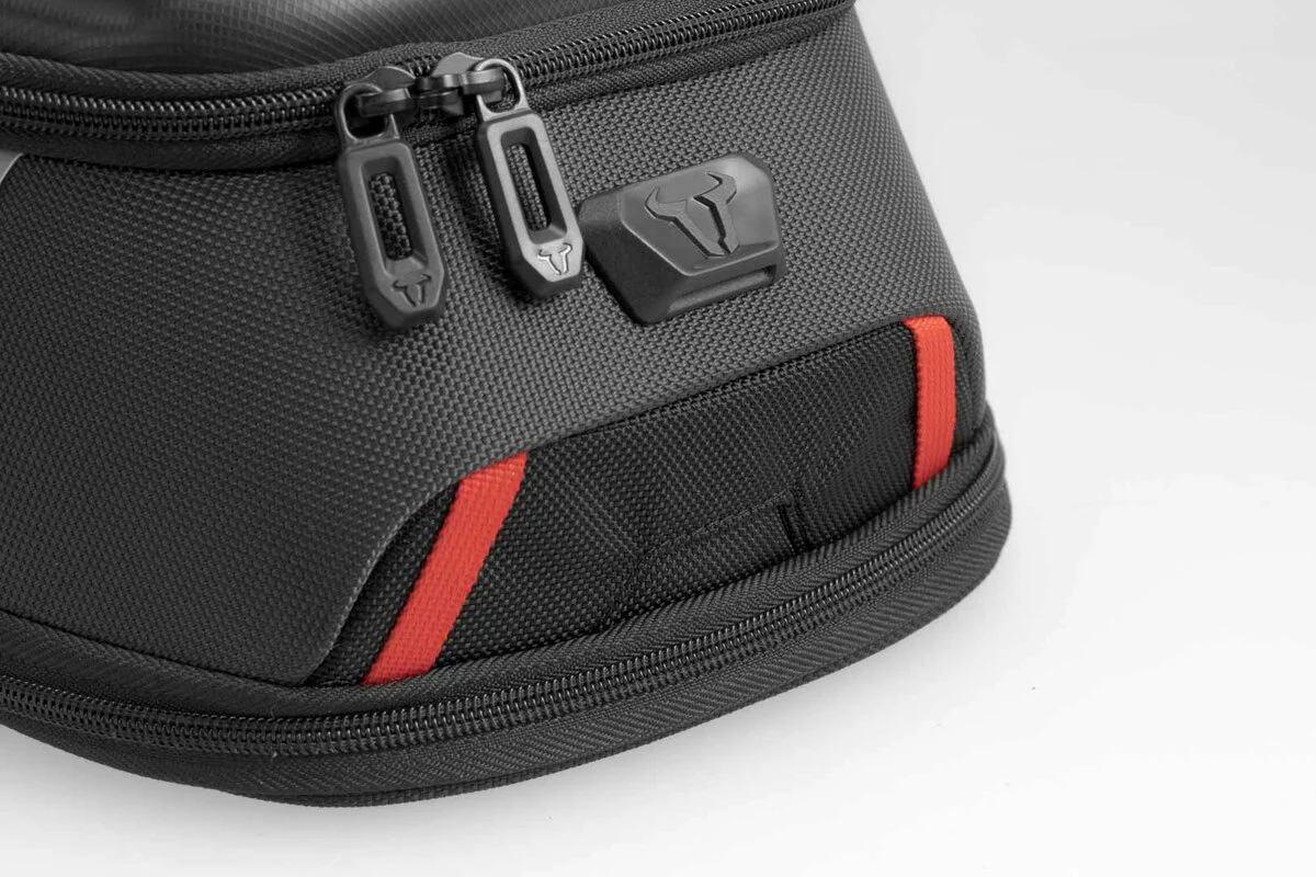 Motorcycle tank bag black waterproof 5-8 L