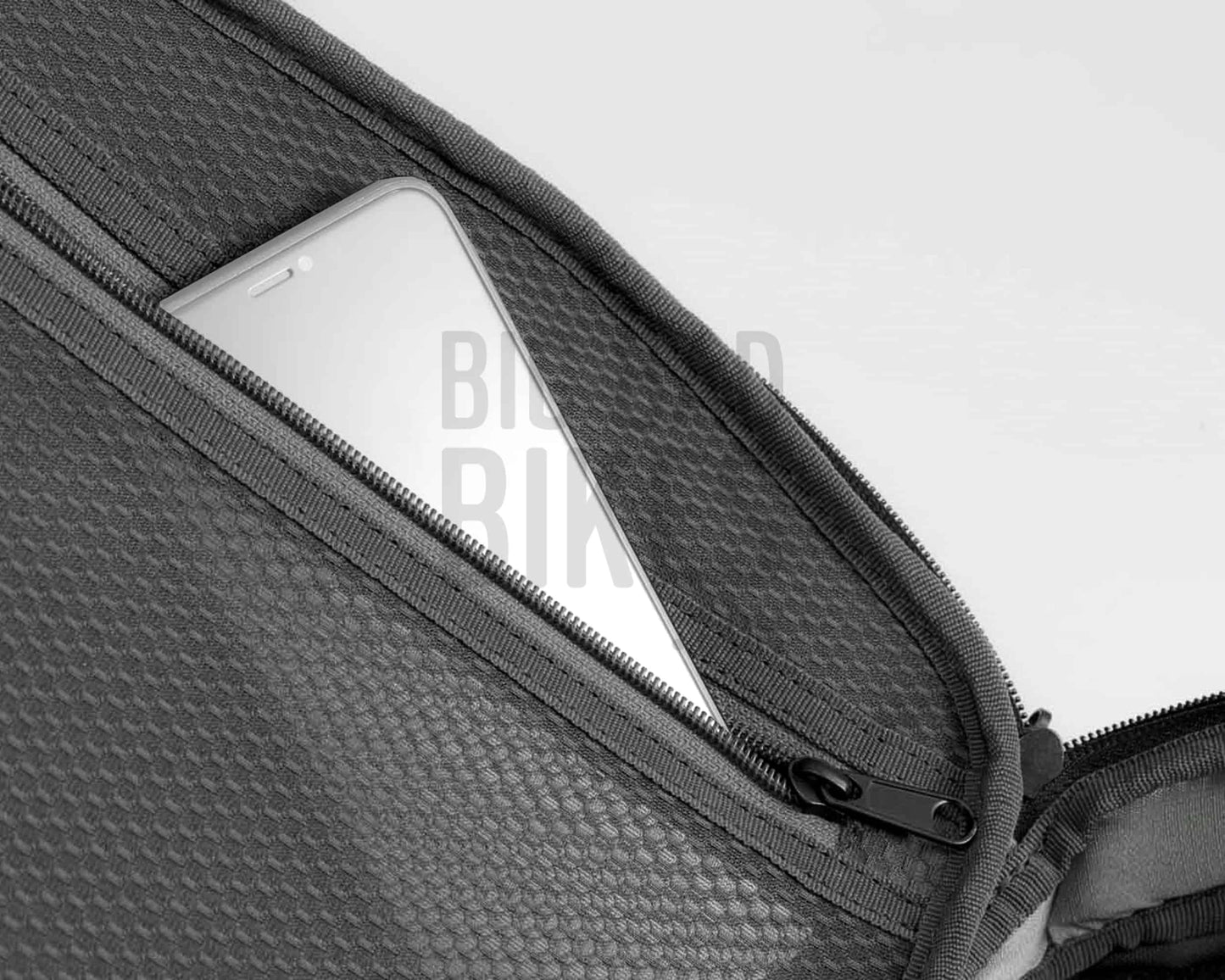 Motorcycle magnetic tank bag black waterproof 6-9L