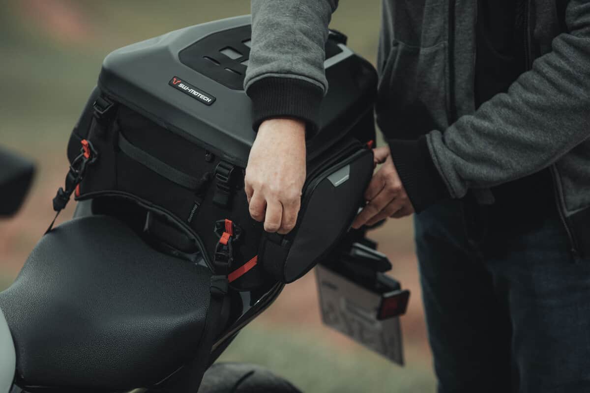 Motorcycle tail bag black waterproof 23-34L