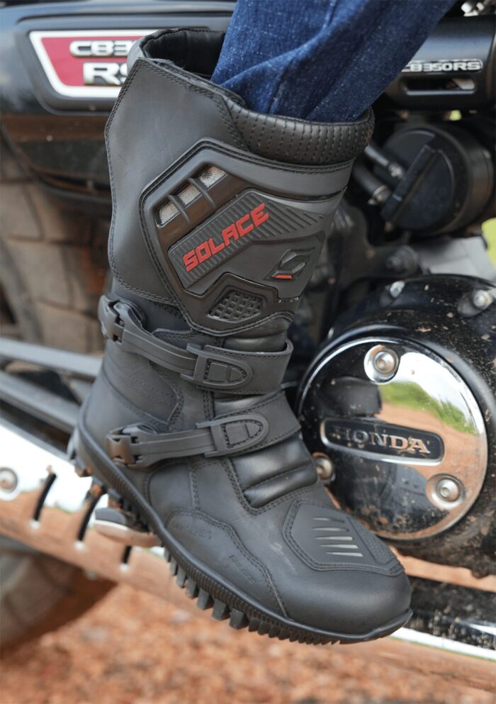 motorcycle Full boots black with knox protection waterproof