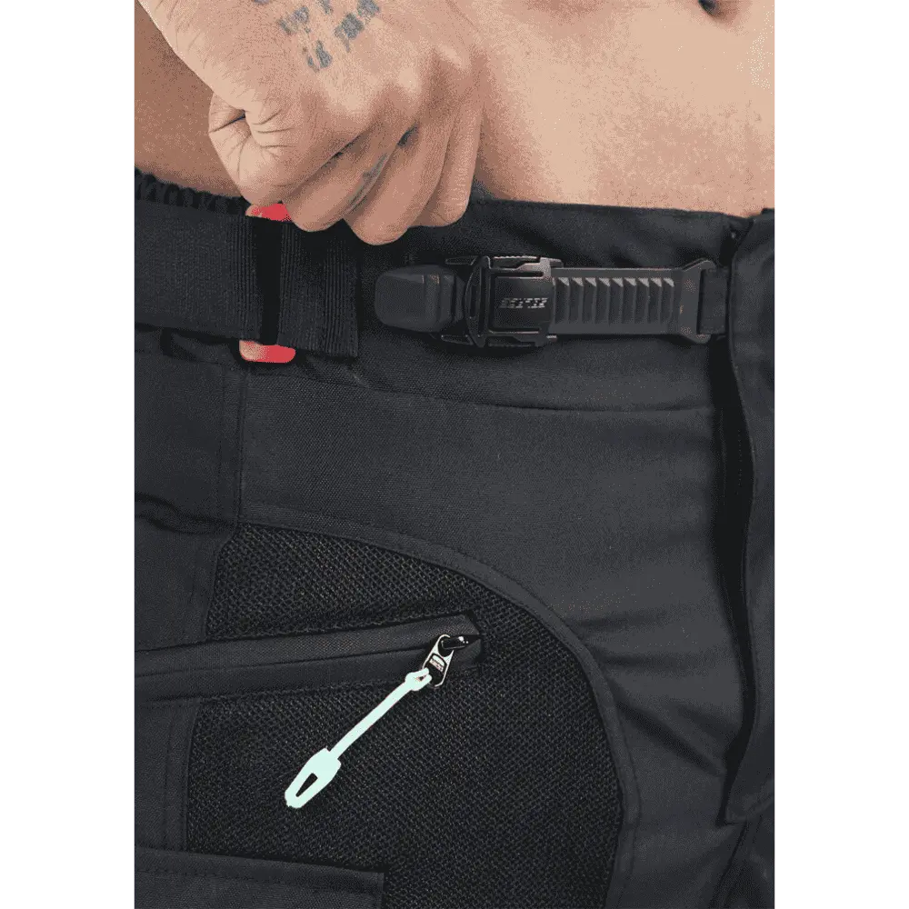 Motorcycle riding level 2 armoured mesh pant black