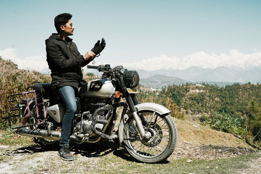 Motorcycle Boots vs. Regular Boots: What's the Difference for Indian Riders?