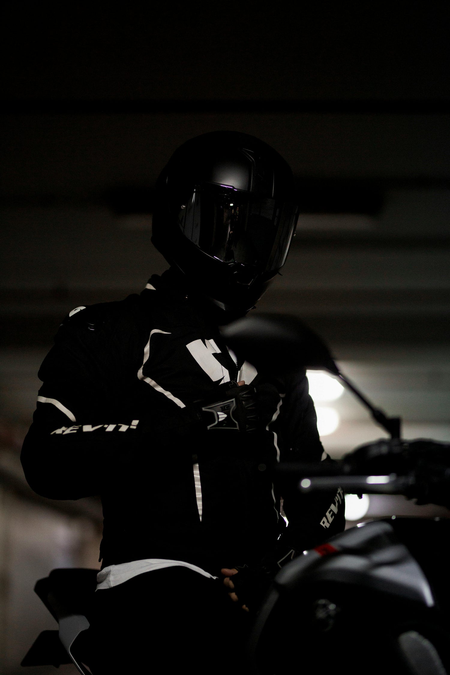 Riding jacket