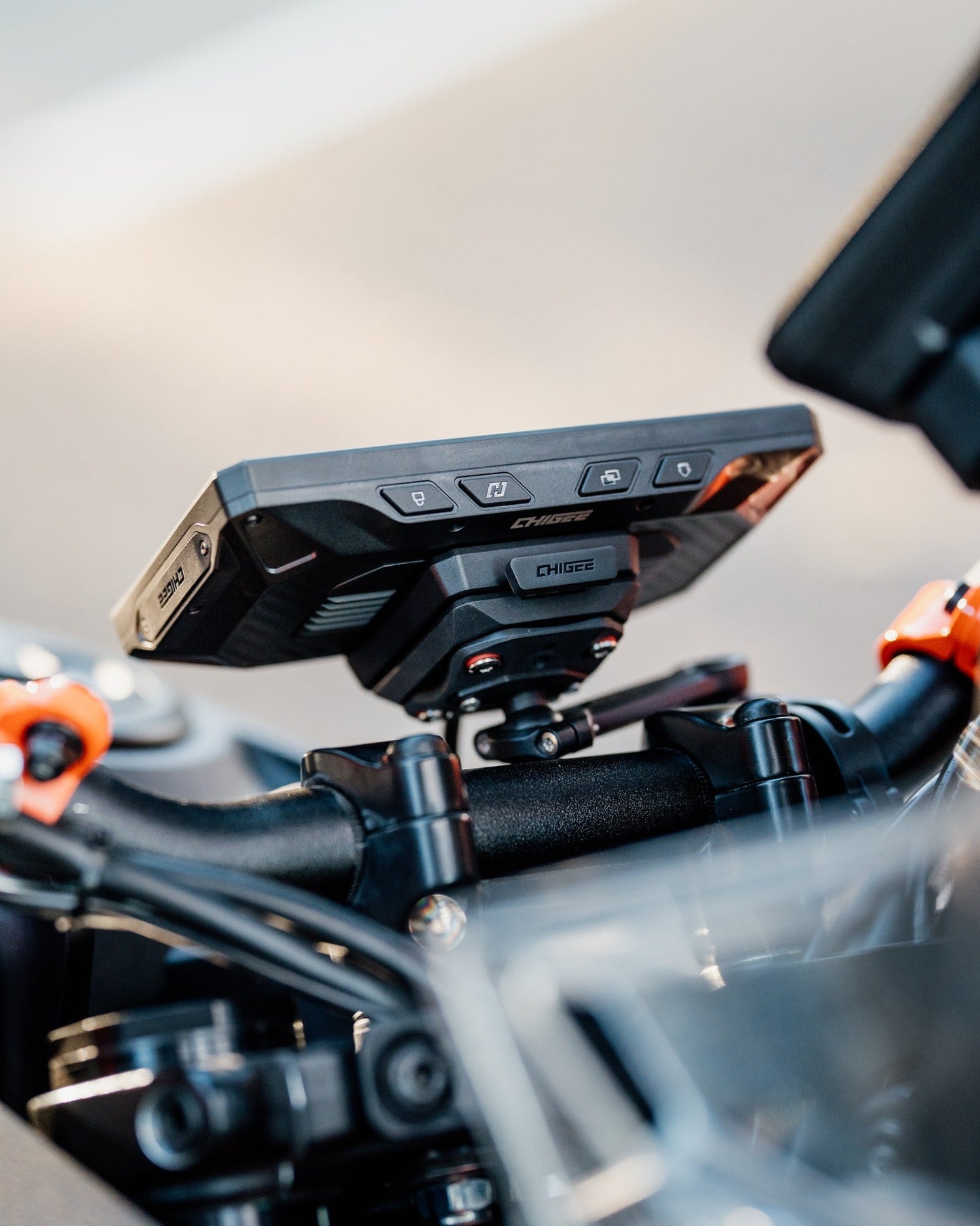 Chigee AIO-6 Max Smart Riding Display