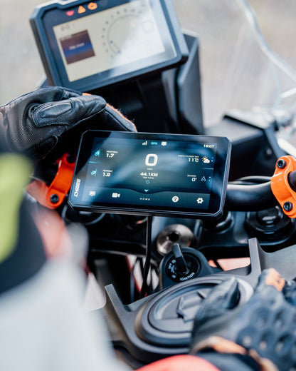 Chigee AIO-6 Max Smart Riding Display
