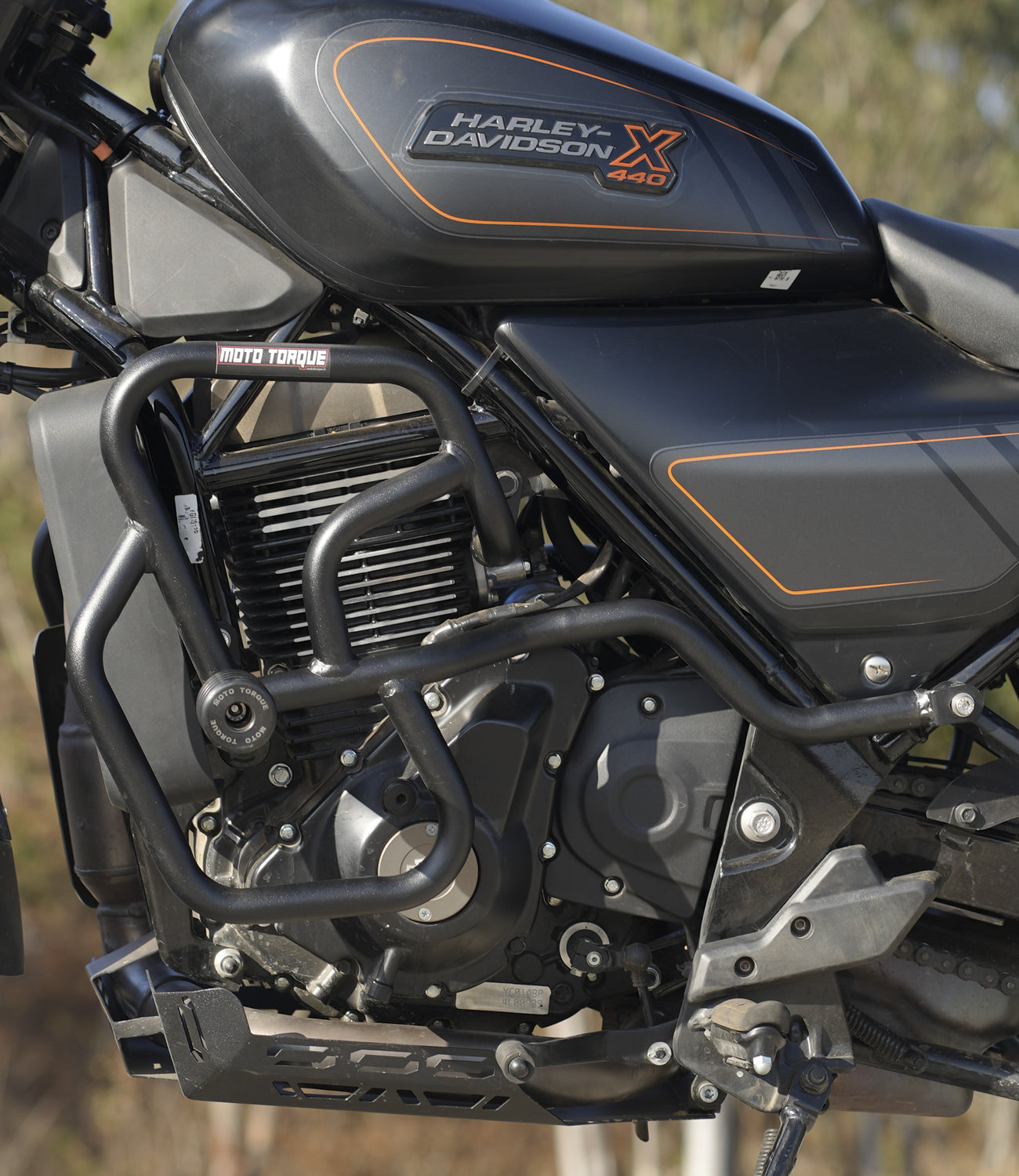 Motorcycle crash guard black for harley davidson x440