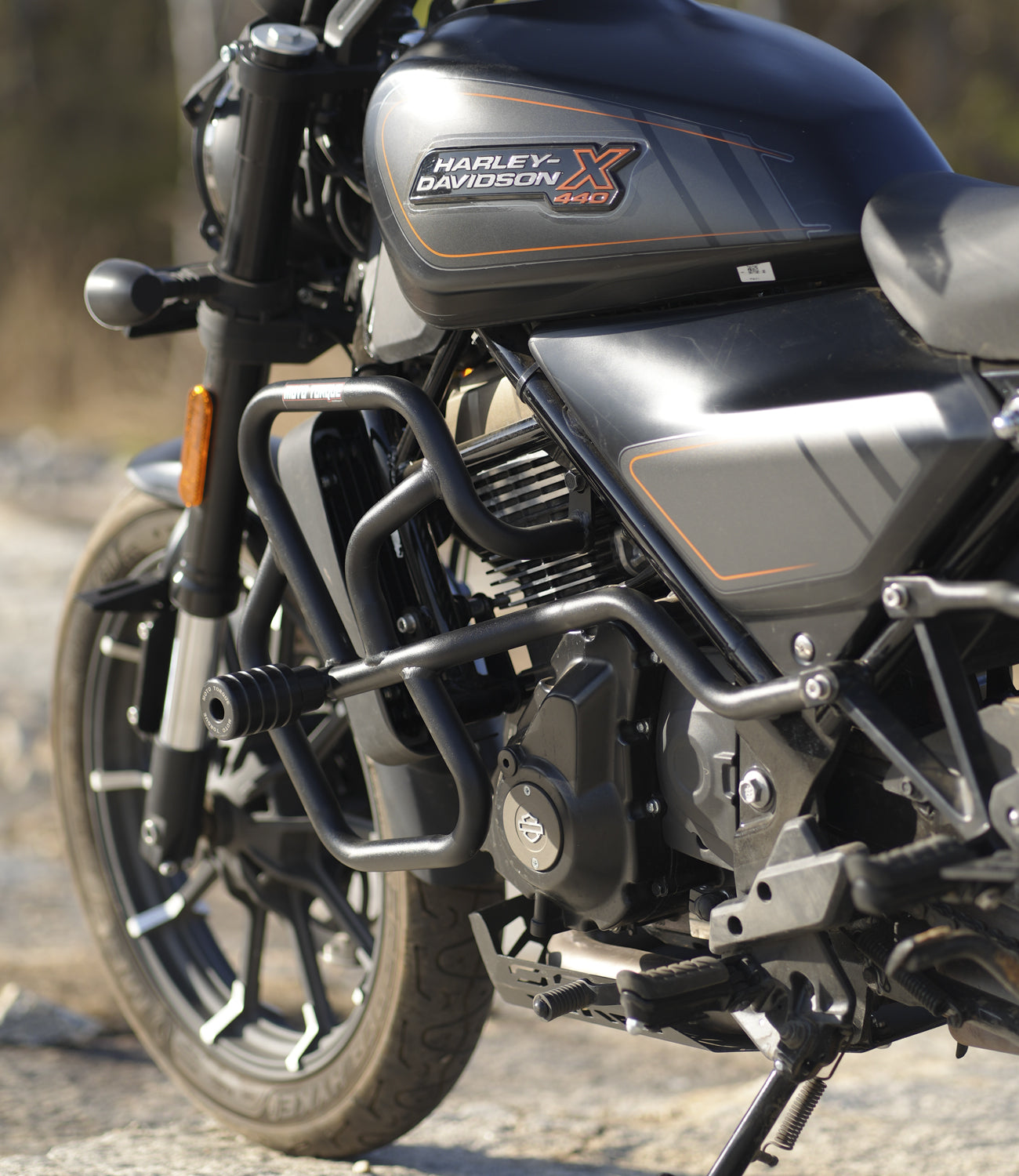 Motorcycle crash guard black for harley davidson x440