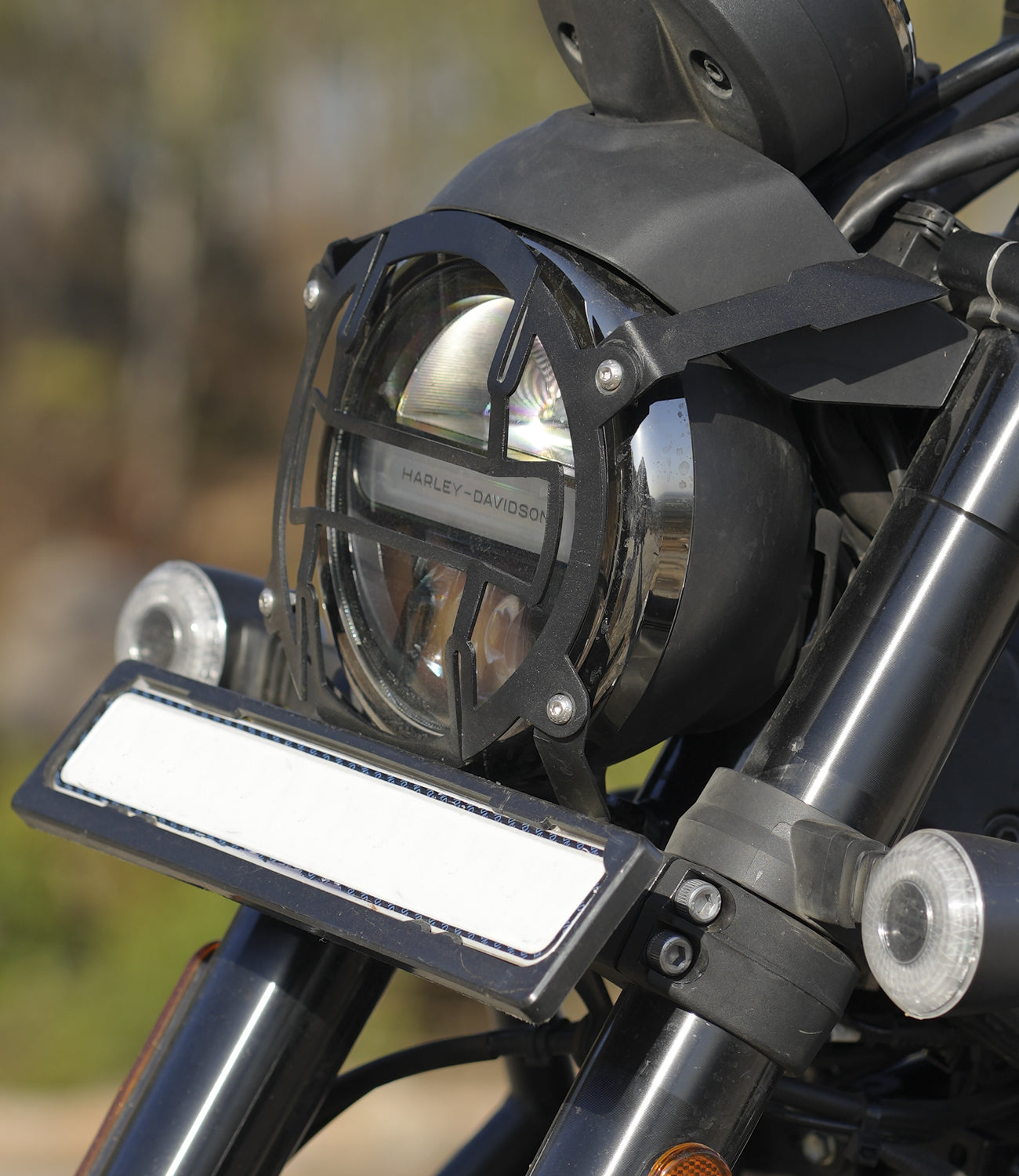 Motorcycle headlight guard black for harley davidson x440