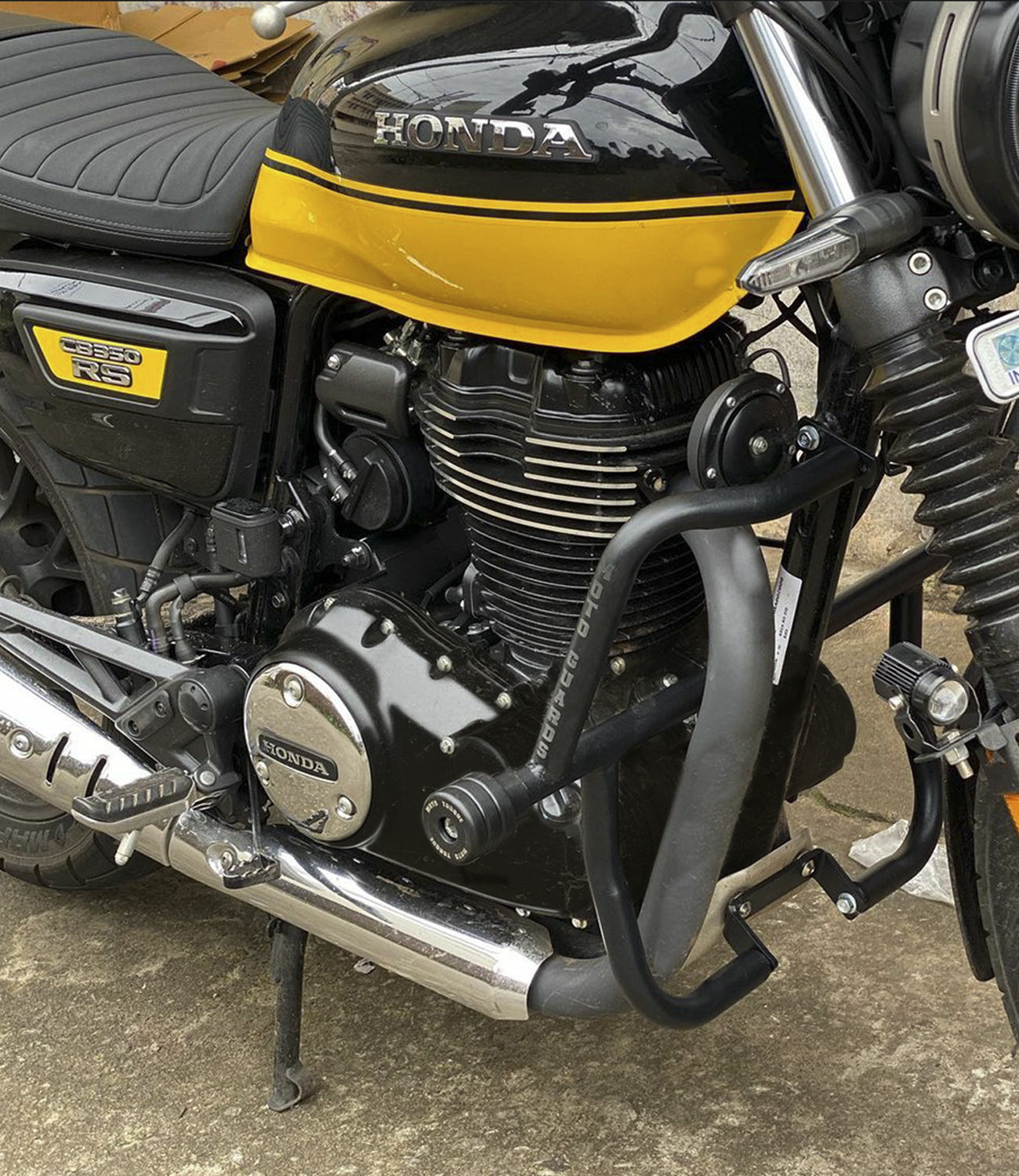 Motorcycle crash guard black for honda h'ness