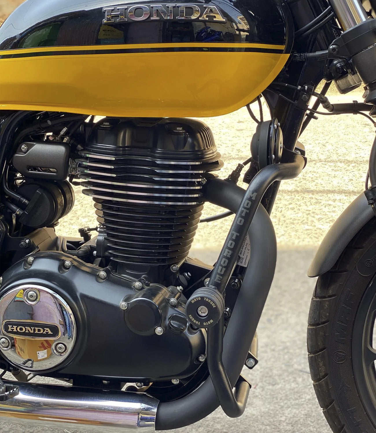 Motorcycle crash guard black for honda h'ness