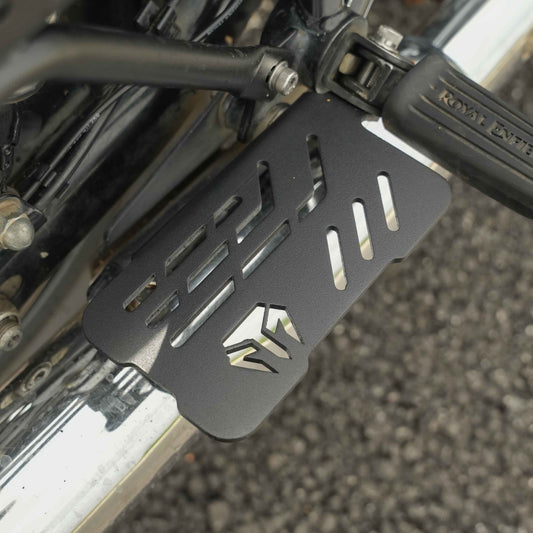 Motorcycle pillion footrest for comfort black for royal enfield meteor 350 
