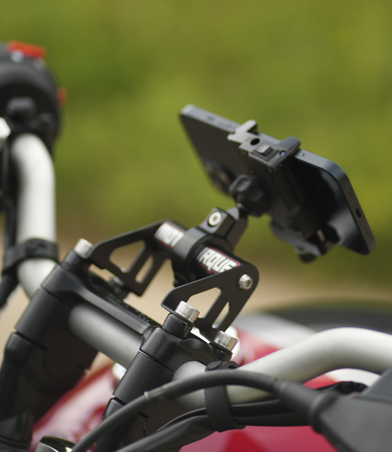 Motorcycle GPS mount black for triumph scrambler 400x