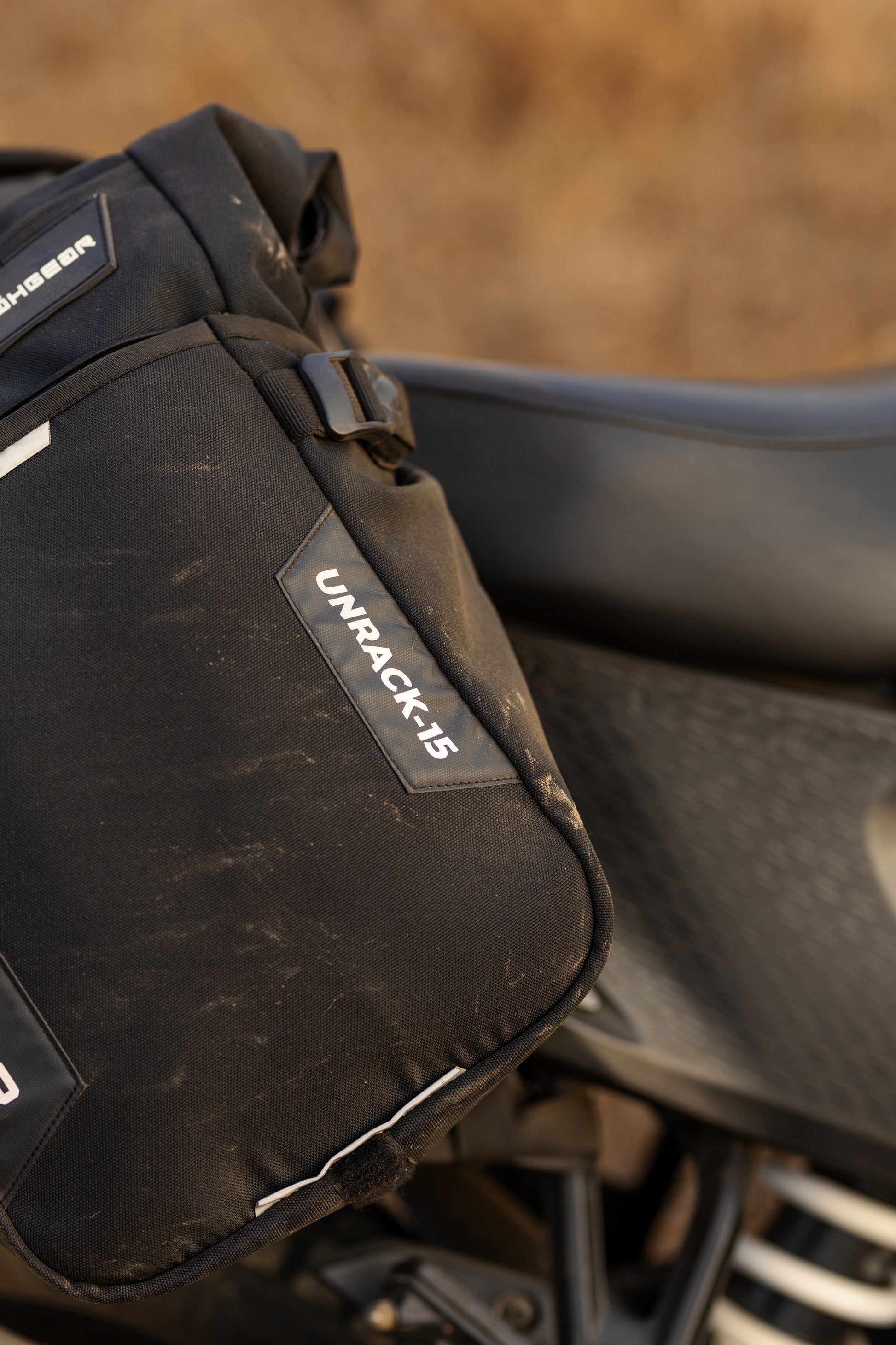 Motorcycle rackless saddle bags 15L black waterproof 