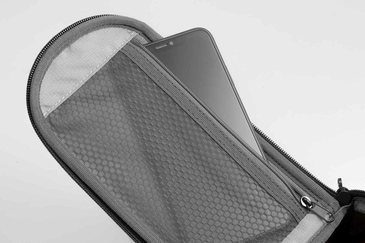 Motorcycle tank bag black 3-5L 