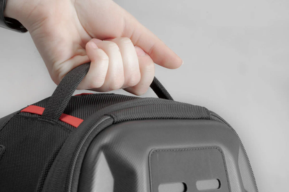 Motorcycle tank bag black waterproof 5-8 L 