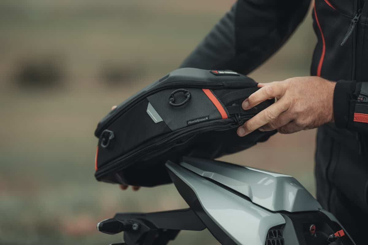 Motorcycle black tail bag 8-14L waterproof