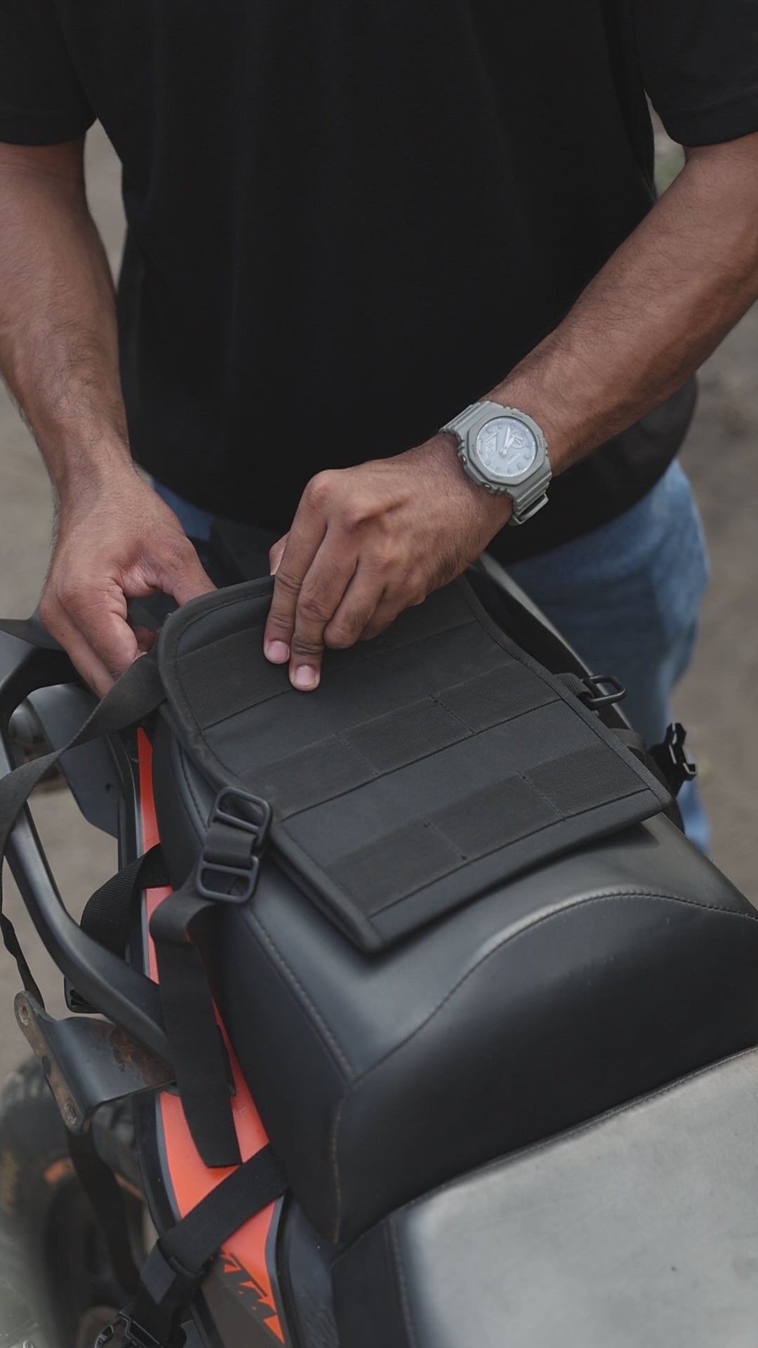 Motorcycle rackless saddle bags 15L black waterproof 