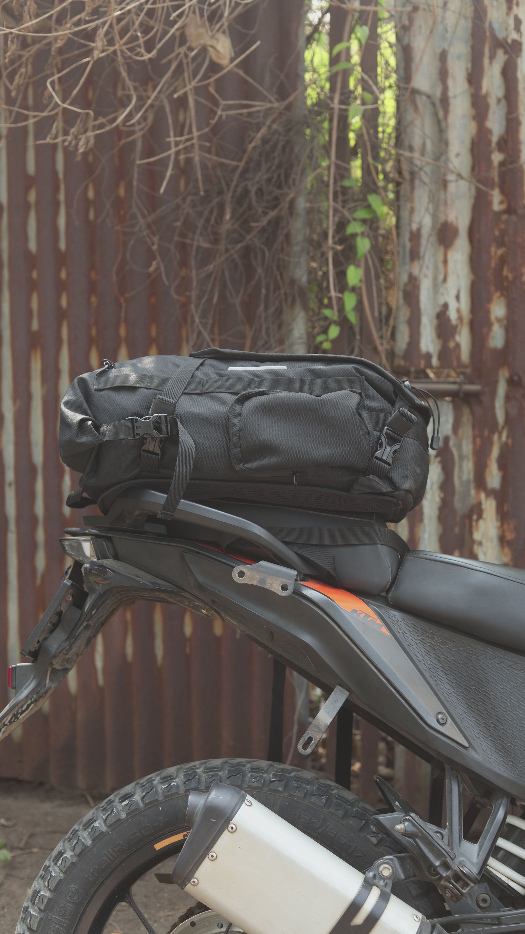 Motorcycle  black tail bag waterproof 